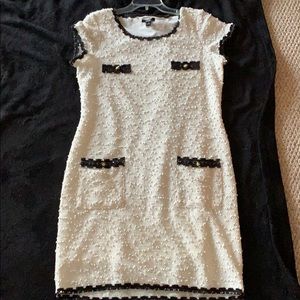 Short sleeve dress